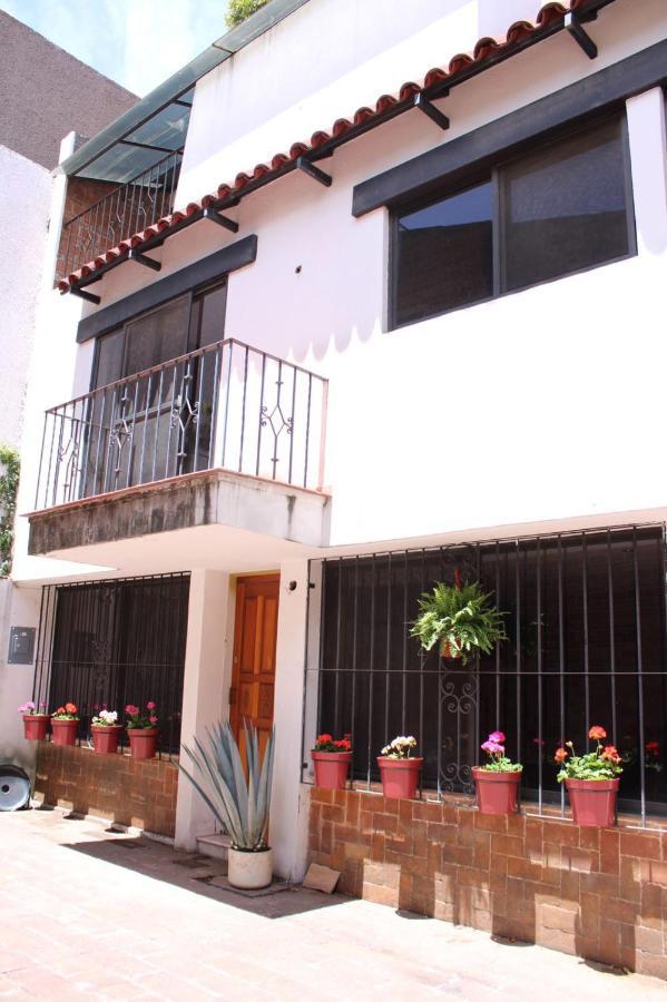Casa Luna Coyoacan เม็กซิโกซิตี้ ภายนอก รูปภาพ